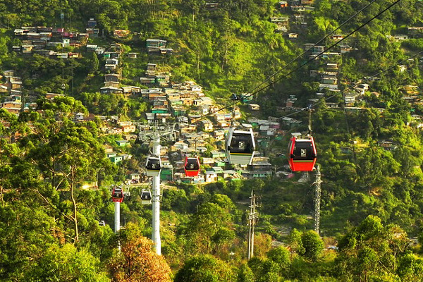 Colombia, Medellín, cable car